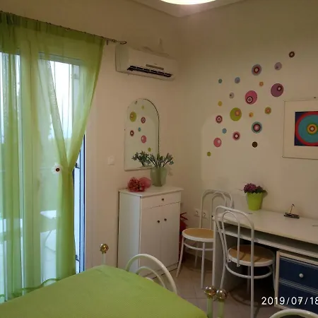 בית נופש Christina *